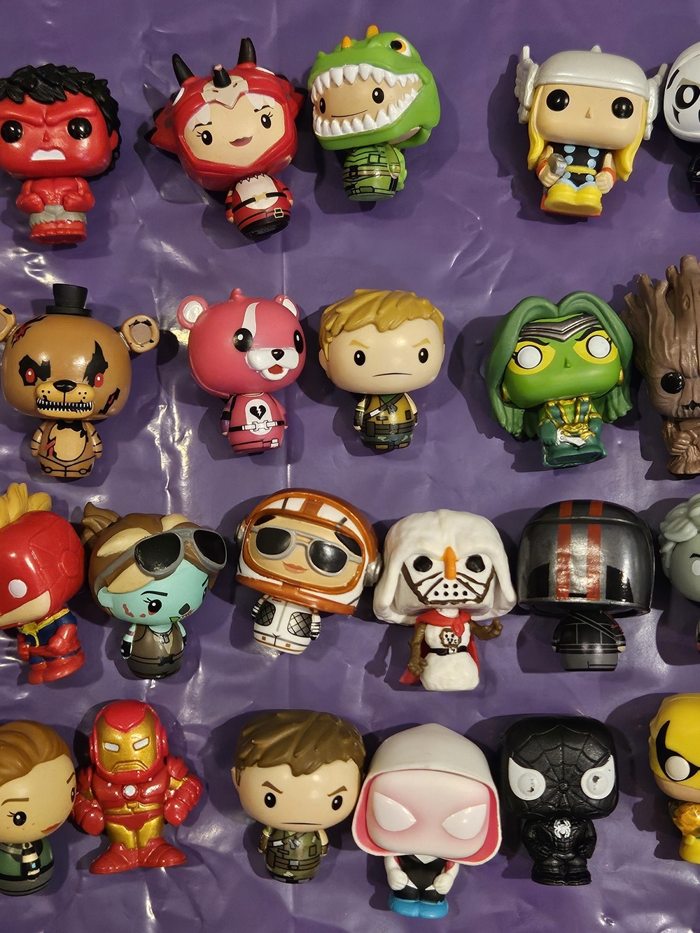 Lot of 20 Funko Pop! Pint size/Pocket Pops(no box) – Marvel, Star Wars, Fortnite